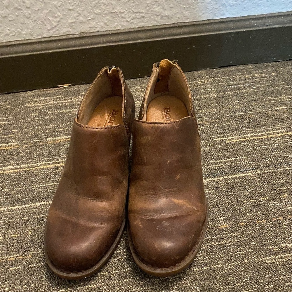 Born Brown Ankle Bootie Size 6.5M F14206 CQH16 $156 new without box